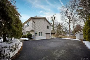 124 Braunsdorf Rd, Pearl River, NY 10965 - Photo 6