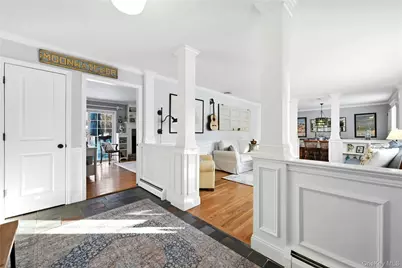 19 Walnut Drive, Shoreham, NY 11786 - Photo 8