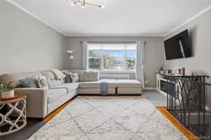 198-28 Pompeii Ave, Hollis, NY 11423 - Photo 4