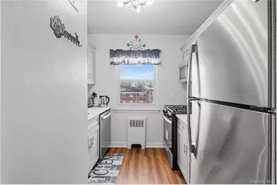 198-28 Pompeii Avenue #2, Hollis, NY 11423 - Photo 10