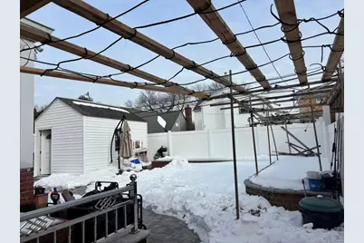 7547 193rd Street, Fresh Meadows, NY 11366 - Photo 24