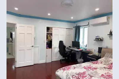 7547 193rd Street, Fresh Meadows, NY 11366 - Photo 8