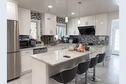 7547 193rd Street, Fresh Meadows, NY 11366 - Photo 6