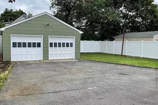 21 Duane St, Farmingdale, NY 11735 - Photo 6