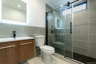 445 E 46th St, Brooklyn, NY 11203 - Photo 8