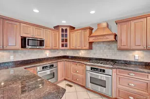 1315 Little Neck Ave, North Bellmore, NY 11710 - Photo 18