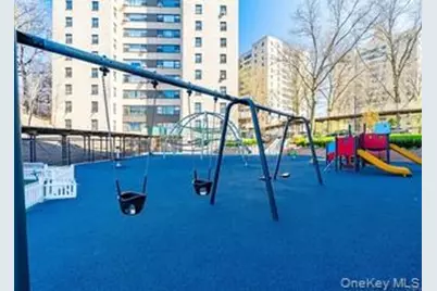 3 Fordham Hill Oval Av #10B, Bronx, NY 10468 - Photo 12