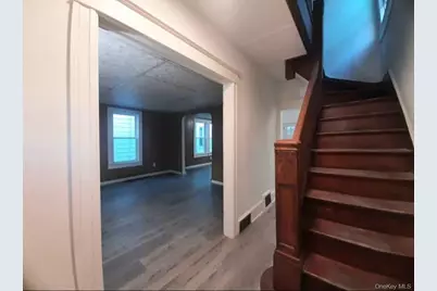 124 South Avenue, Poughkeepsie, NY 12601 - Photo 6