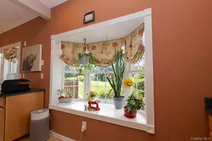 111 High Point Cir, Newburgh, NY 12550 - Photo 10