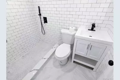 13003 Springfield Boulevard, Springfield Gardens, NY 11413 - Photo 12