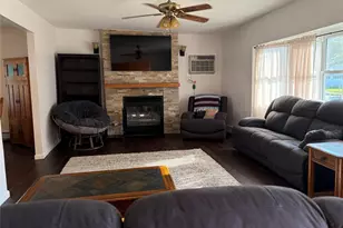 55 Lester Ave, Freeport, NY 11520 - Photo 6