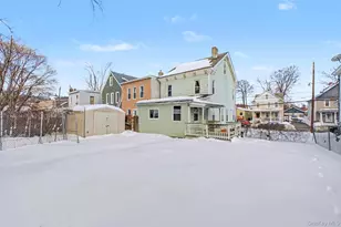 457 1st St, Newburgh, NY 12550 - Photo 22