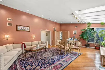 8 Pine Drive, Great Neck, NY 11021 - Photo 24