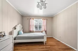 8 Pine Dr, Great Neck, NY 11021 - Photo 38