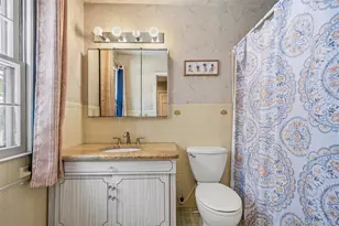 8 Pine Dr, Great Neck, NY 11021 - Photo 34