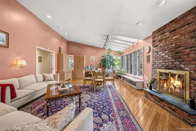 8 Pine Drive, Great Neck, NY 11021 - Photo 26