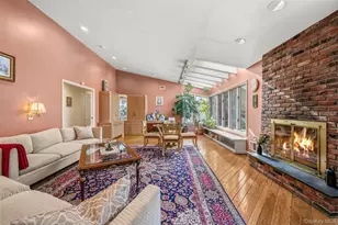 8 Pine Dr, Great Neck, NY 11021 - Photo 26