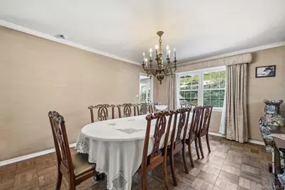 8 Pine Drive, Great Neck, NY 11021 - Photo 10