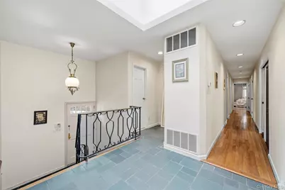 8 Pine Drive, Great Neck, NY 11021 - Photo 4