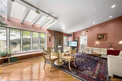 8 Pine Drive, Great Neck, NY 11021 - Photo 22