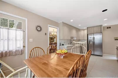 8 Pine Drive, Great Neck, NY 11021 - Photo 20