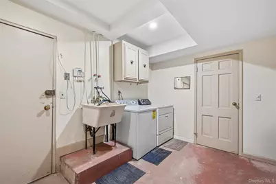 8 Pine Drive, Great Neck, NY 11021 - Photo 44