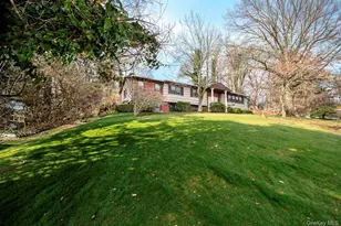 8 Pine Dr, Great Neck, NY 11021 - Photo 2