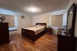 194 Rhododendron Dr, Westbury, NY 11590 - Photo 8