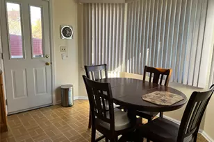 194 Rhododendron Dr, Westbury, NY 11590 - Photo 12