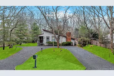 60 Hildreth Place, East Hampton, NY 11937 - Photo 2