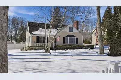 94 Fairview Avenue, Bayport, NY 11705 - Photo 2