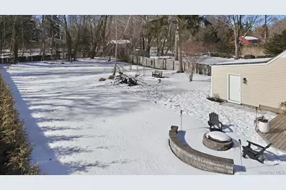 94 Fairview Avenue, Bayport, NY 11705 - Photo 6