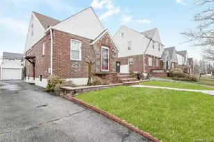 118-48 222nd St, Cambria Heights, NY 11411 - Photo 12