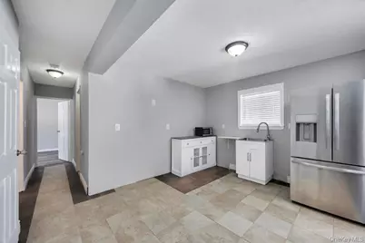 9 Meadow Avenue, Medford, NY 11763 - Photo 20