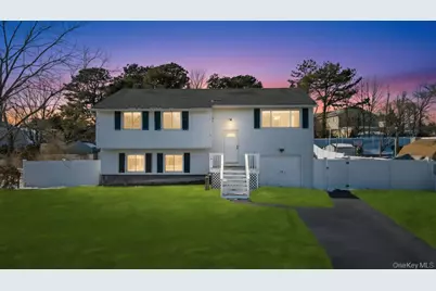 9 Meadow Avenue, Medford, NY 11763 - Photo 2