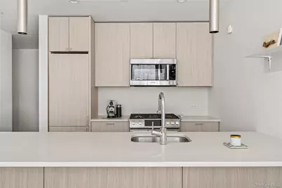 3432 35th Street #2D, Astoria, NY 11106 - Photo 2