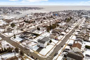 5 Lafayette Pl, Massapequa, NY 11758 - Photo 20