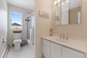 5 Lafayette Pl, Massapequa, NY 11758 - Photo 14