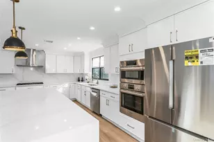 8 Allison Dr, Old Bethpage, NY 11804 - Photo 12