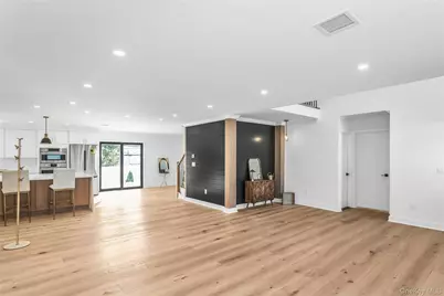 8 Allison Drive, Old Bethpage, NY 11804 - Photo 8