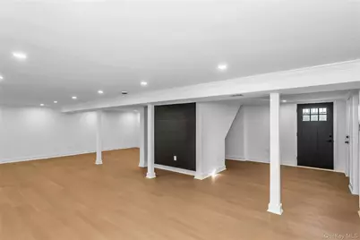 8 Allison Drive, Old Bethpage, NY 11804 - Photo 34