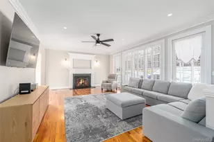 15 Crescent Ct, Wading River, NY 11792 - Photo 14