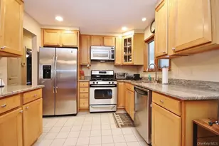 48 Pershing Ave, Ossining, NY 10562 - Photo 4