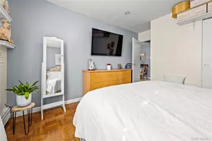 5609 Van Cleef, Corona, NY 11368 - Photo 2