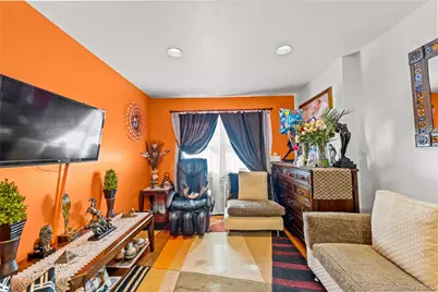 5609 Van Cleef, Corona, NY 11368 - Photo 6