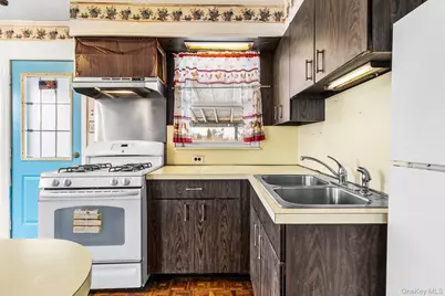 336 Herricks Road, Mineola, NY 11501 - Photo 6