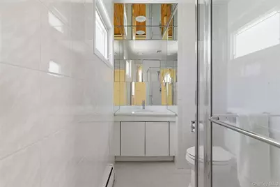 716 Park Lane, Valley Stream, NY 11581 - Photo 10