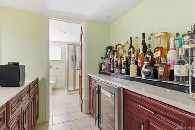 716 Park Lane, Valley Stream, NY 11581 - Photo 16