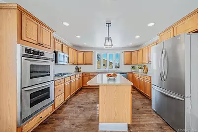 128 Bethune Boulevard, Spring Valley, NY 10977 - Photo 12