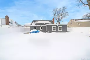 126 Boston Ave, Massapequa, NY 11758 - Photo 22